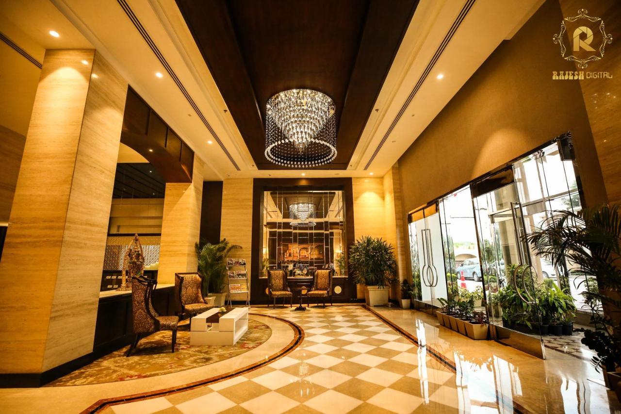 Golden Galaxy Hotels And Resorts Delhi  Extérieur photo