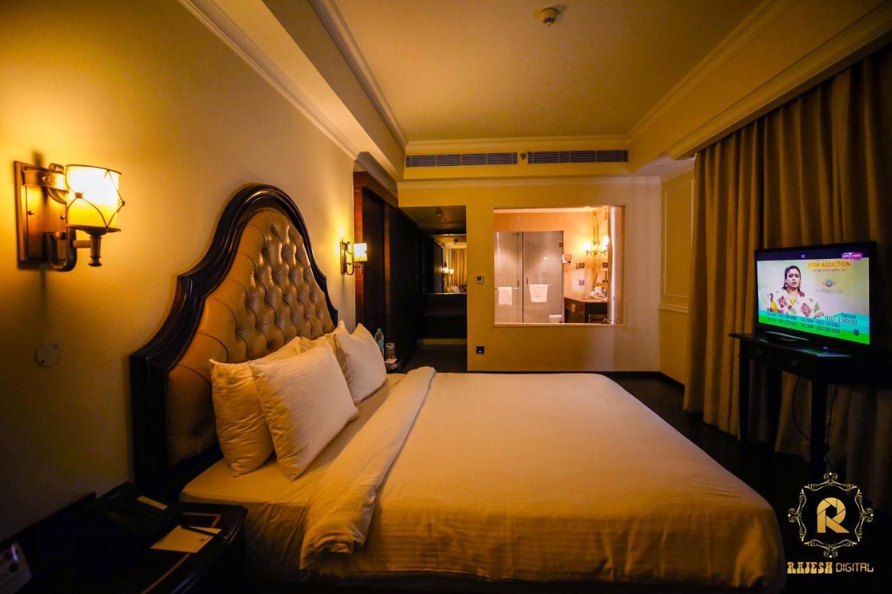 Golden Galaxy Hotels And Resorts Delhi  Extérieur photo