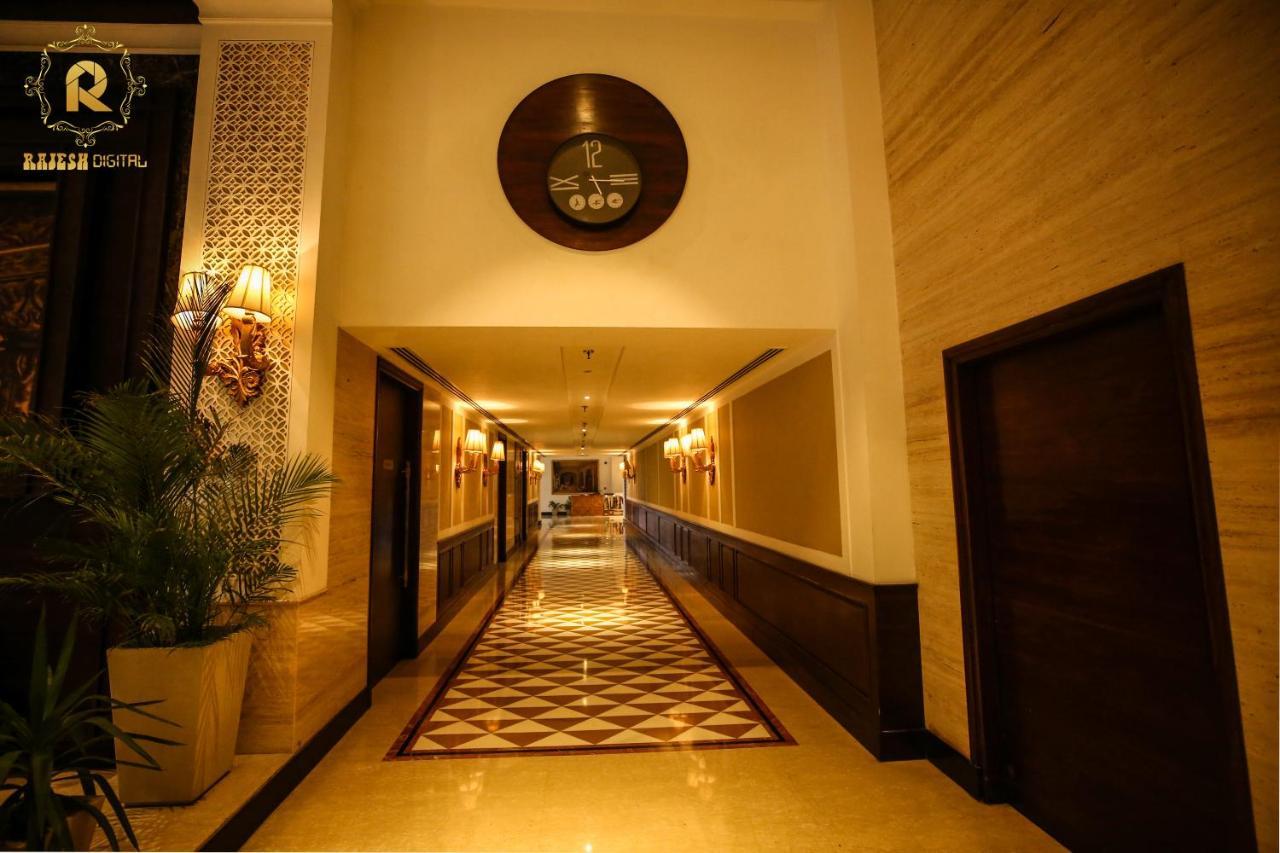 Golden Galaxy Hotels And Resorts Delhi  Extérieur photo